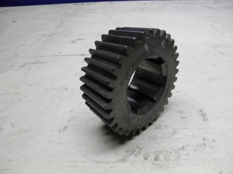 Kertitox kúpfogaskerék Z32 280077